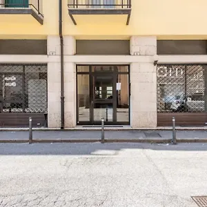 https://es-essential-solution-emotion-stories-verona.hotelinveneto.com